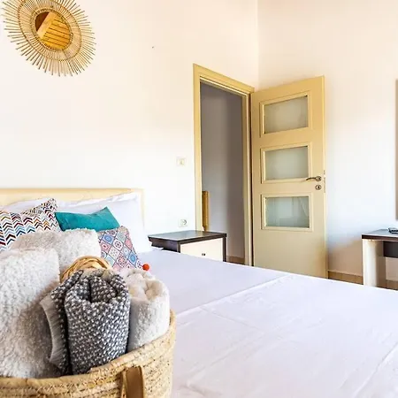 Ap 7 - Goro Wpool, Views, Kitchen & Parking Apartment