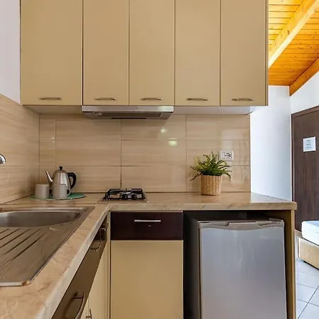 Ap 7 - Goro Wpool, Views, Kitchen & Parking 公寓