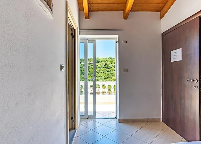 Ap 7 - Goro Wpool, Views, Kitchen & Parking *