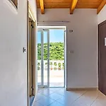 Ap 7 - Goro Wpool, Views, Kitchen & Parking *