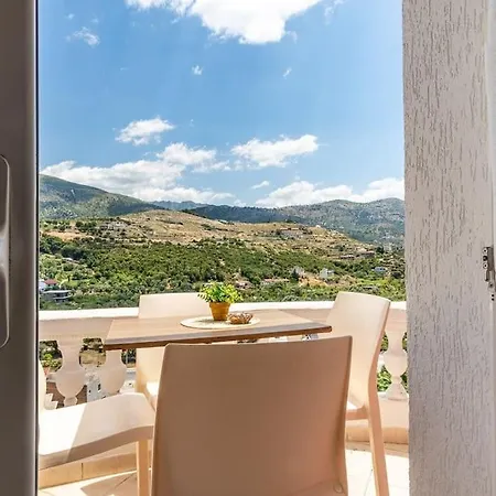 Апартаменты Ap 7 - Goro Wpool, Views, Kitchen & Parking Химара